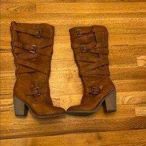 NWOT Madden girl boots